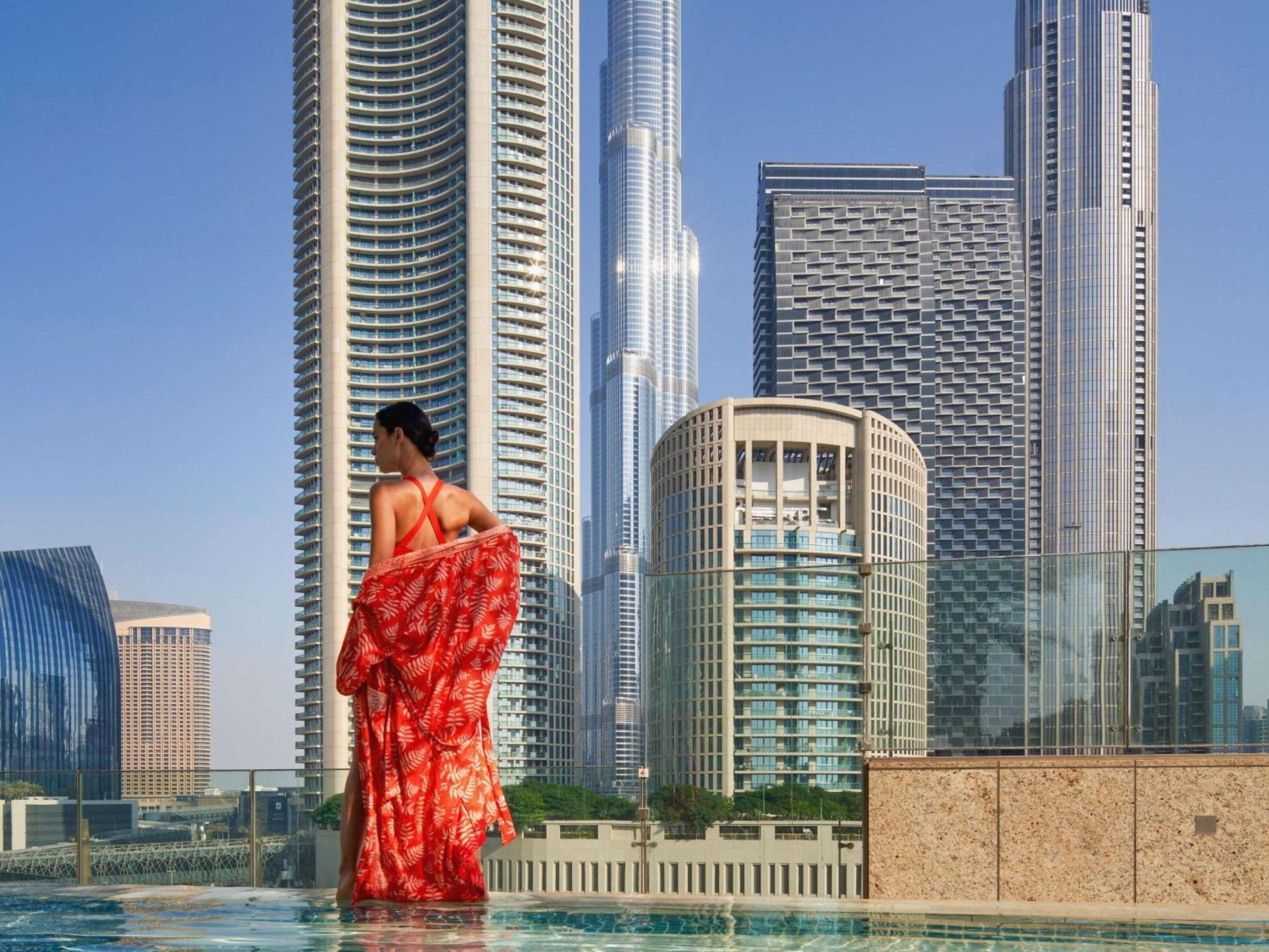 Sofitel Dubai Downtown Hotel Kültér fotó The Address Downtown Dubai